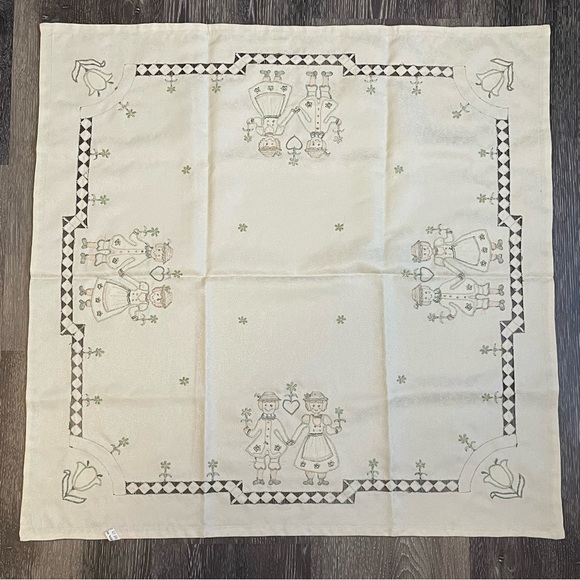 Dutch Folk Art Square 85 x 85 cm Table Cloth Doily - Picture 13 of 16